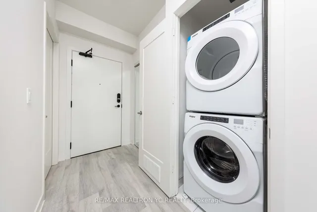 Additional image 19 of 135 Lower Sherbourne St Unit 1838