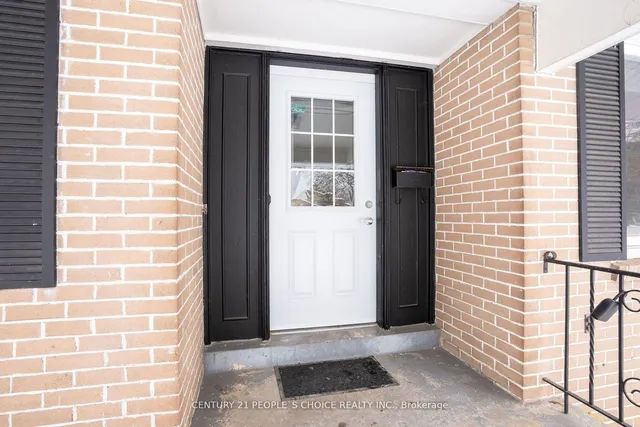 Additional image 4 of 5 Ladore Dr