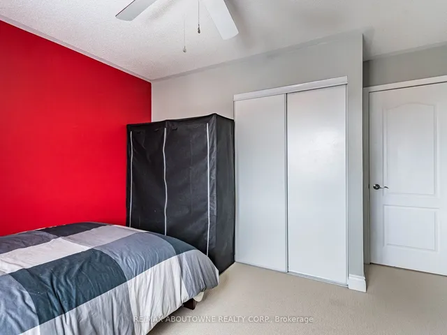 Additional image 32 of 1030 Donnelly St