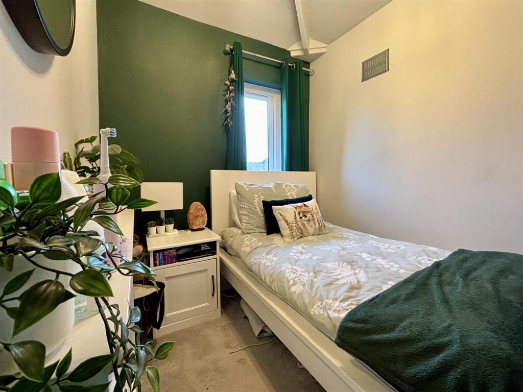 Additional image 15 of Cooper Lane, Bradford 6