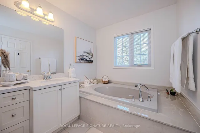 Additional image 18 of 2105 Berwick Dr Unit 7