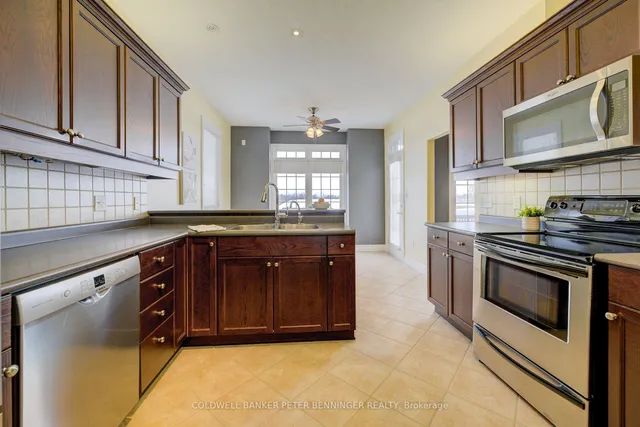 Additional image 18 of 165 Chandos Dr Unit 8