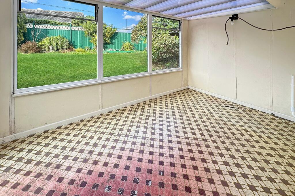 Additional image 14 of Jesmond Avenue, Highcliffe, Dorset. BH23 5AY