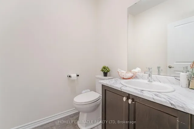 Additional image 20 of 90 Folgate Cres