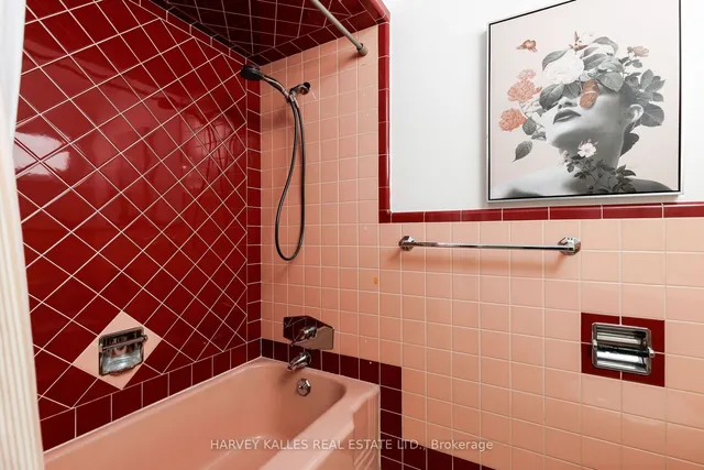 Additional image 25 of 51 Sir Williams Lane