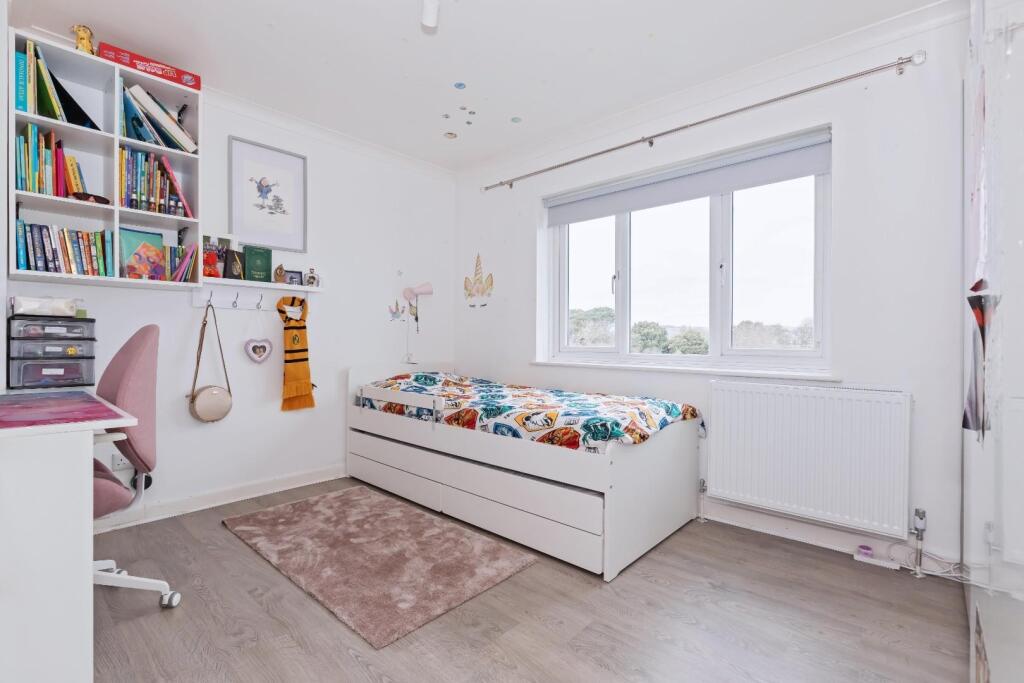 Additional image 28 of Ormonde Way, Shoreham-By-Sea