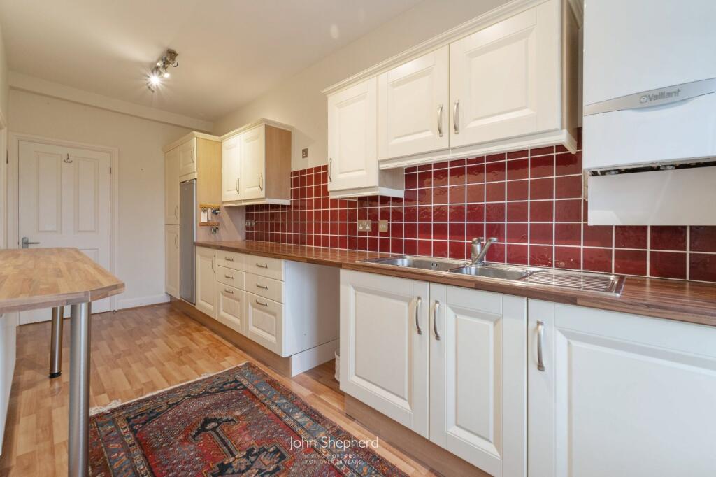 Additional image 9 of Birmingham Road, Henley-in-Arden, Warwickshire, B95