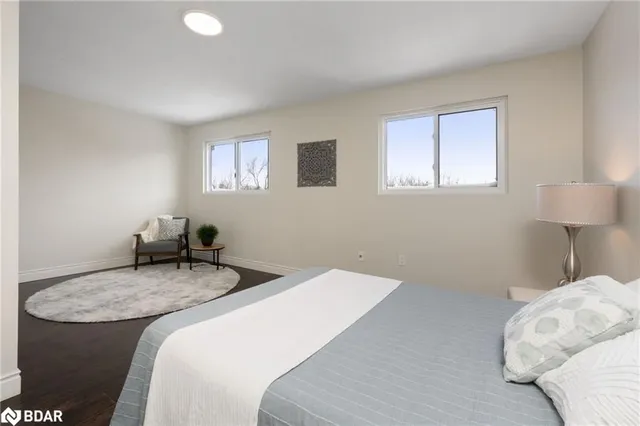 Additional image 32 of 46 Tara Park Cres