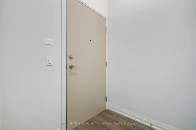Additional image 3 of 10 Meadowglen Pl Unit 805