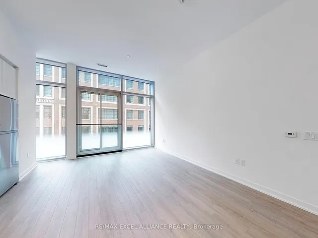 Additional image 6 of 357 King St Unit 203