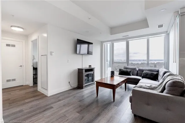 Additional image 8 of 500 Brock Ave Unit 1508