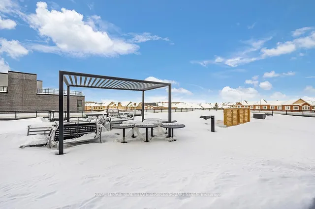 Additional image 37 of 395 Dundas St Unit 820