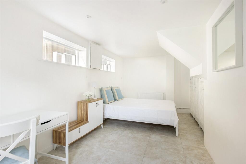 Additional image 6 of Victoria Street, Cambridge, Cambridgeshire, CB1