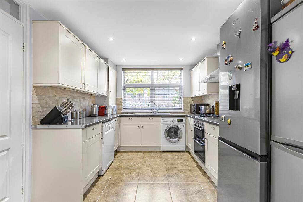 Additional image 8 of Guessens Grove, Welwyn Garden City