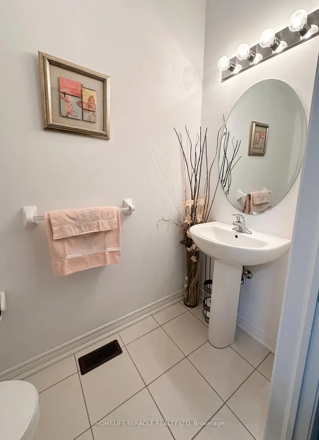 Additional image 9 of 15 Clunburry Rd