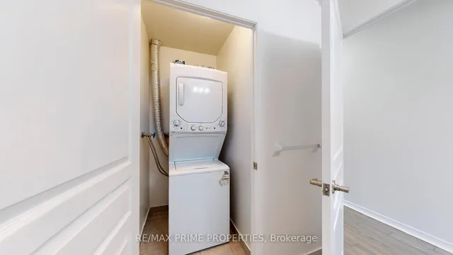 Additional image 19 of 352 Front St Unit 1116