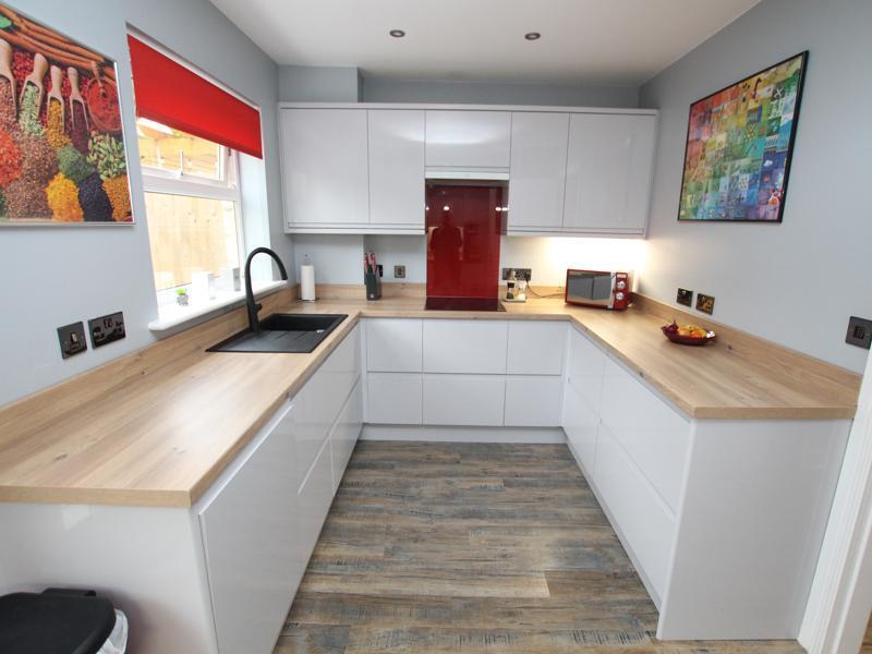 Additional image 7 of Far Highfield Close, Idle