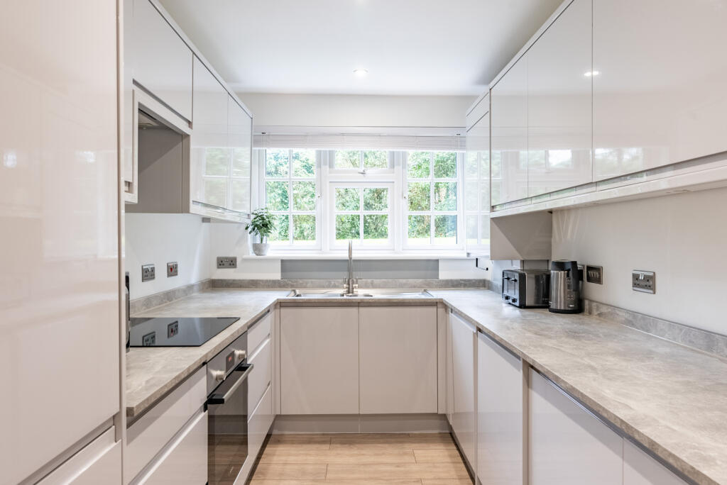 Additional image 14 of King Harry Lane, St. Albans, Hertfordshire, AL3