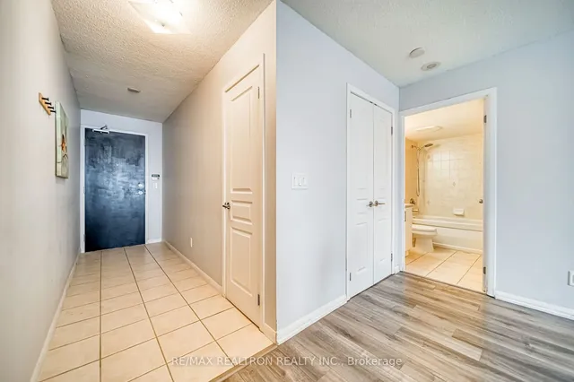 Additional image 21 of 18 Yonge St Unit 3109