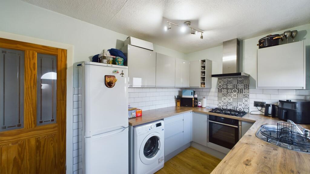 Additional image 19 of Beacon Road, Bradford, BD6