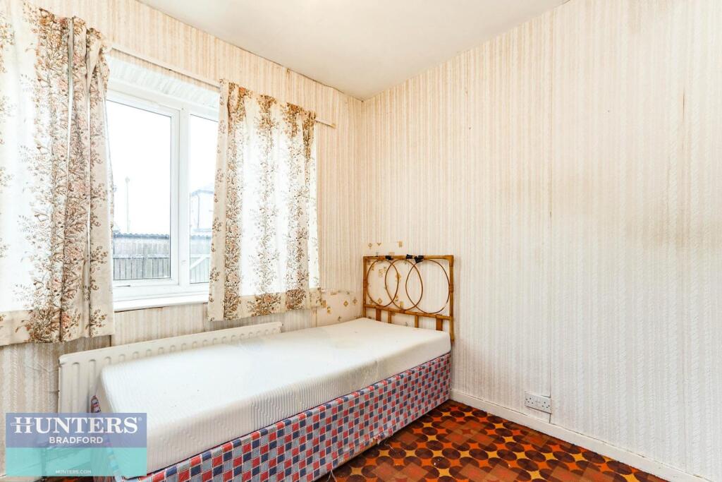 Additional image 16 of Back Lane Queensbury, Bradford, West Yorkshire, BD13 1HB