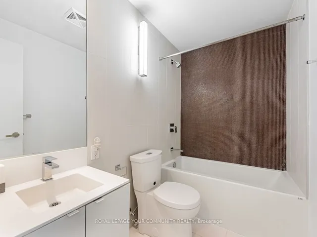 Additional image 22 of 125 Peter St Unit 1604