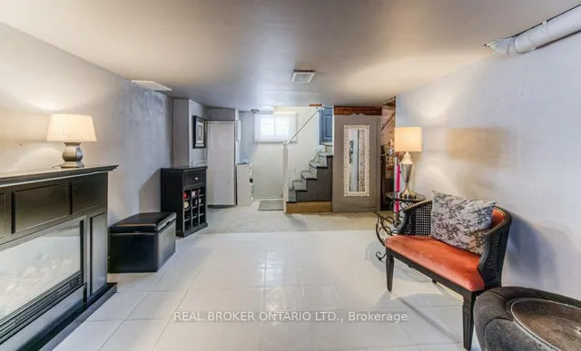 Additional image 33 of 60 Blucher St