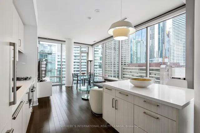 Additional image 2 of 39 Queens Quay Unit 803