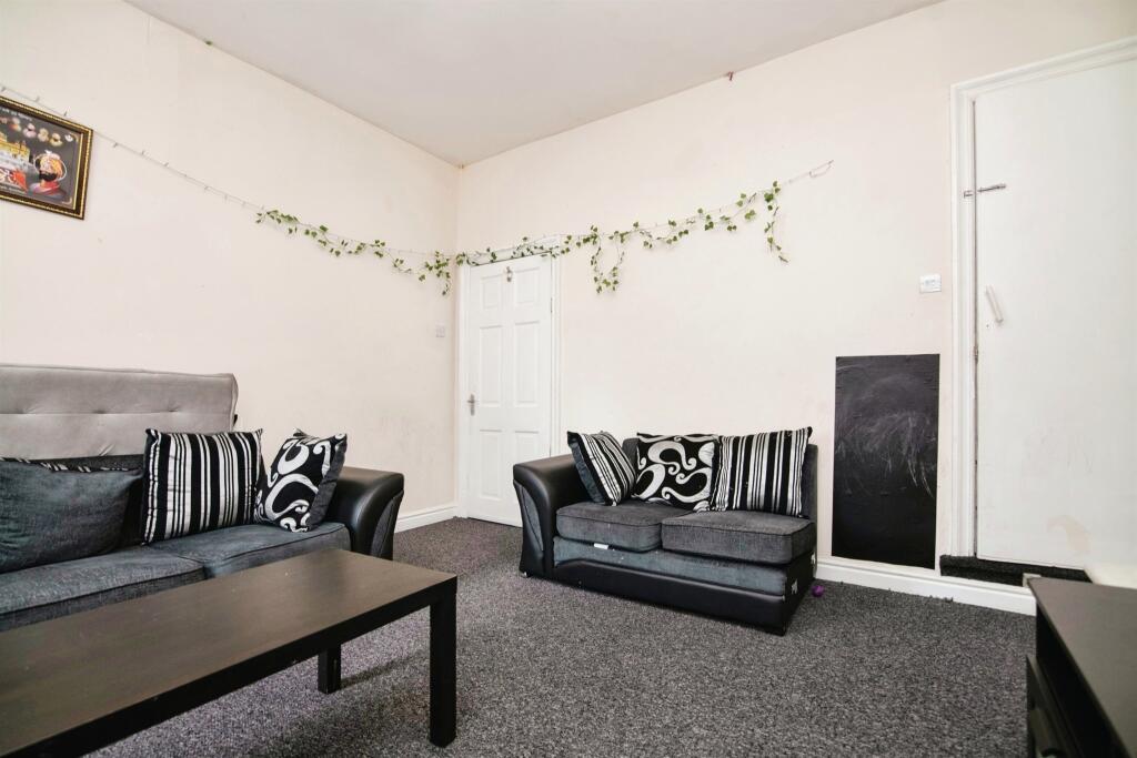 Additional image 18 of Thompson Road, Oldbury