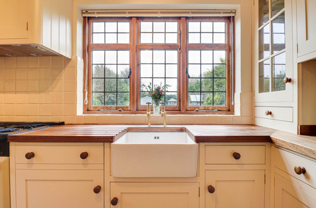 Additional image 9 of St. Stephens Avenue, St. Albans, Hertfordshire, AL3