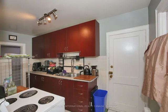 Additional image 6 of 147 Highbourne Rd