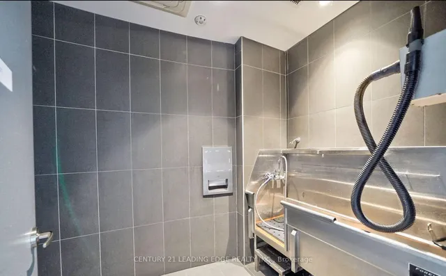 Additional image 10 of 161 Roehampton Ave Unit 223