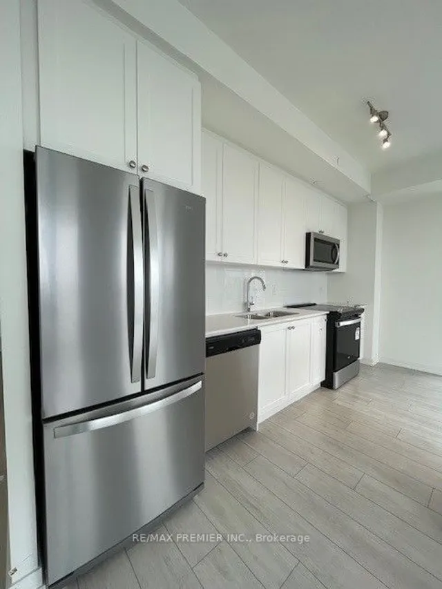 Additional image 15 of 55 Duke St Unit 1709