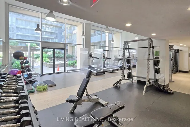 Additional image 17 of 438 King St Unit 703