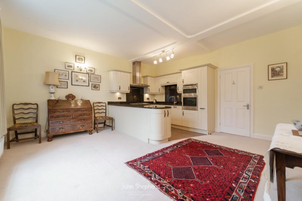 Additional image 4 of Birmingham Road, Henley-in-Arden, Warwickshire, B95