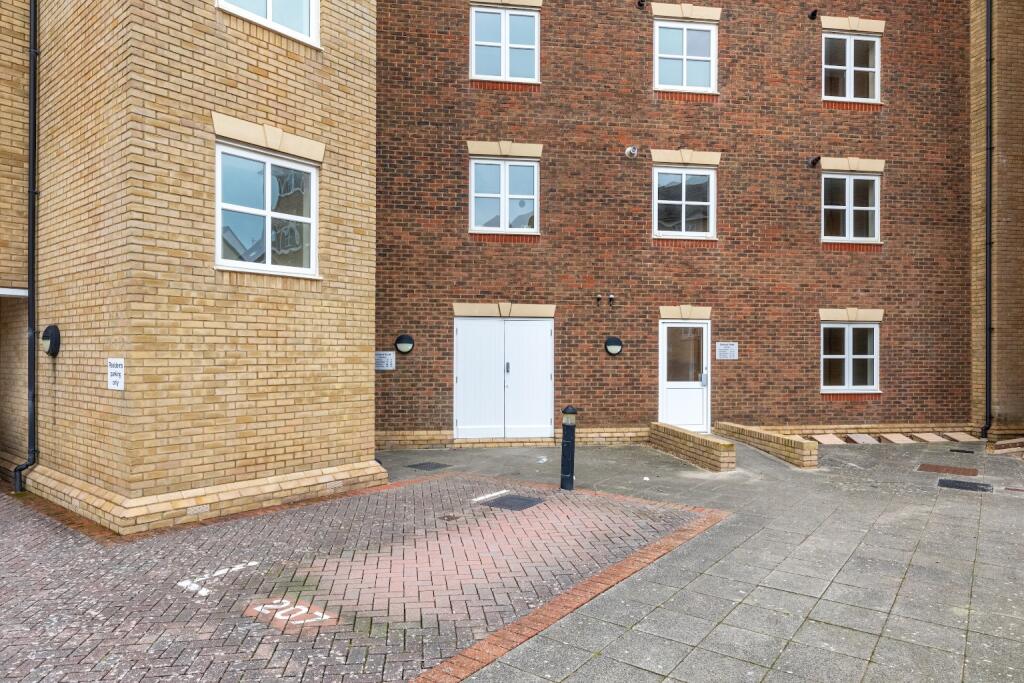 Additional image 12 of Garland Point , Sussex Wharf, Shoreham Beach