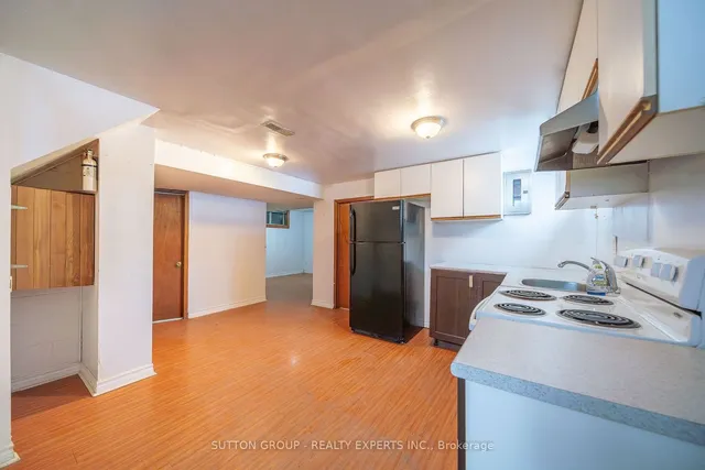 Additional image 29 of 131 Mcmurchy Ave