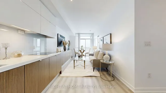 Additional image 13 of 21 Iceboat Terr Unit 4510