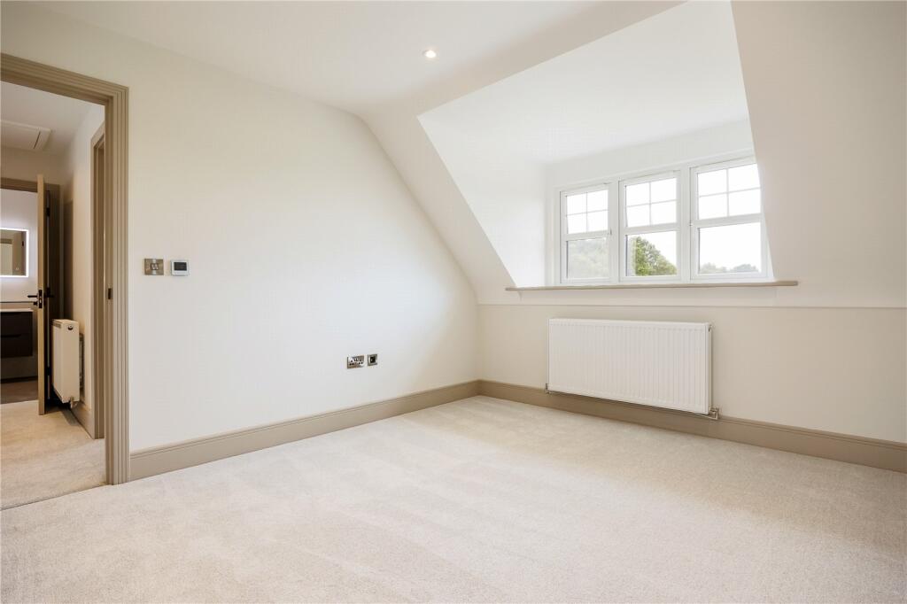 Additional image 10 of Oaks Drive, Ringwood, Hampshire, BH24