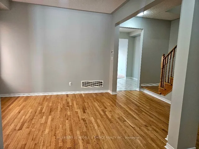 Additional image 6 of 561 Lott Cres