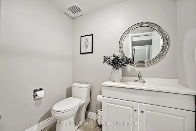 Additional image 29 of 1027 Elizabeth Pl