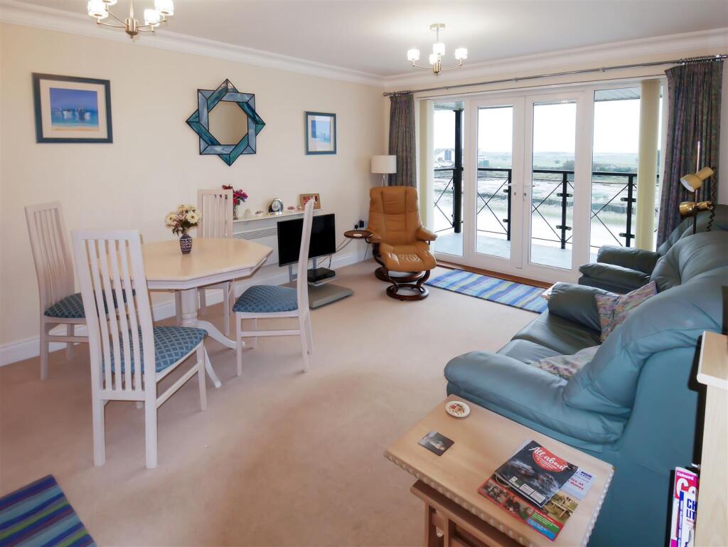 Additional image 15 of Wight Court, Surrey Street, Littlehampton