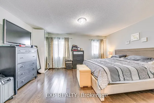 Additional image 15 of 751 Candlestick Circ