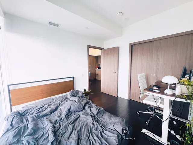 Additional image 18 of 17 Bathurst St Unit 3503