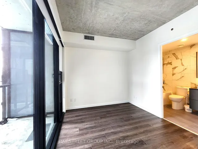 Additional image 16 of 7 Smith Cres Unit 401