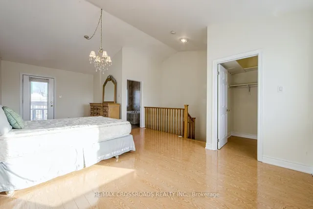 Additional image 24 of 114 Tisdale Ave