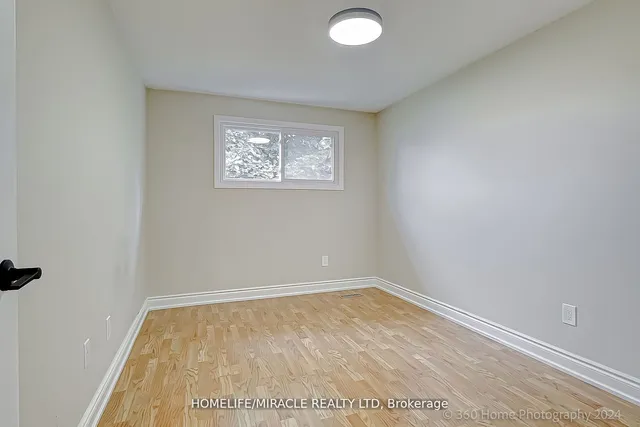 Additional image 14 of 581 Hayward Cres