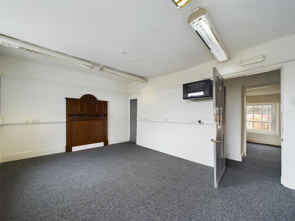 Additional image 8 of Castle Chambers, Market Place, Barnard Castle