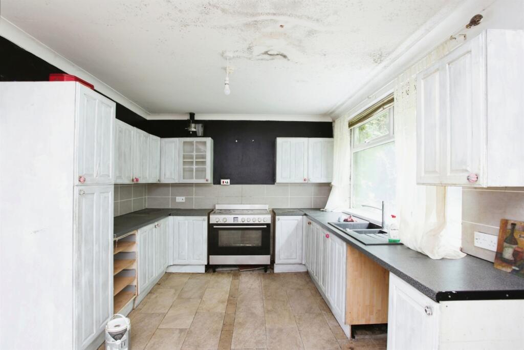 Additional image 4 of Brynhyfryd, Caerau, Maesteg