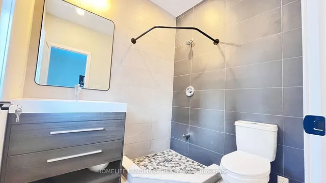 Additional image 19 of 19 Deering Cres